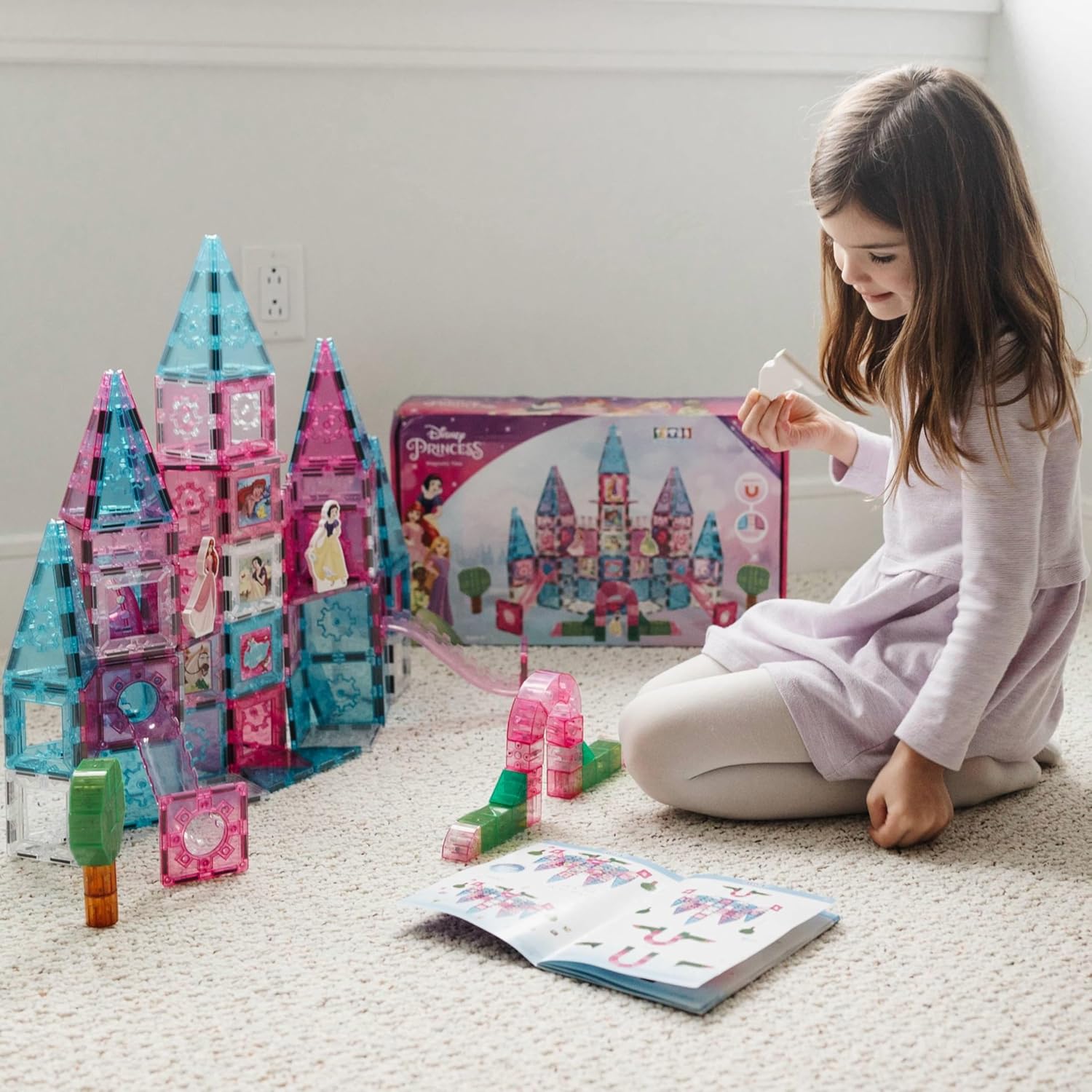Disney Princess Toys Magnetic Tiles Castle Set - 172-Piece STEM Building Toy with Ariel, Moana, Snow White, Tiana & Rapunzel Characters, Marble Run Slides, Disney Toys for Girls Ages 3+