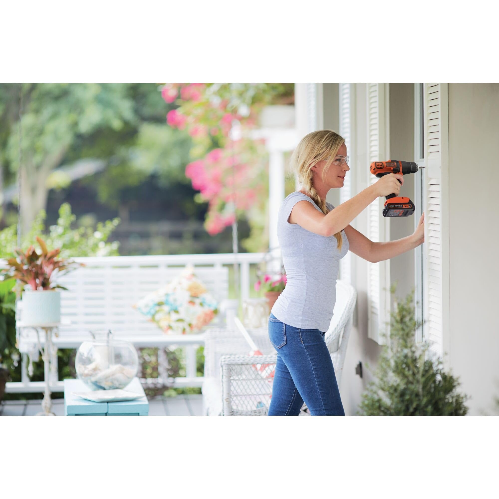 BLACK+DECKER 20V MAX Cordless Drill and Driver, 3/8 Inch, With LED Work Light, Battery and Charger Included (LDX120C)