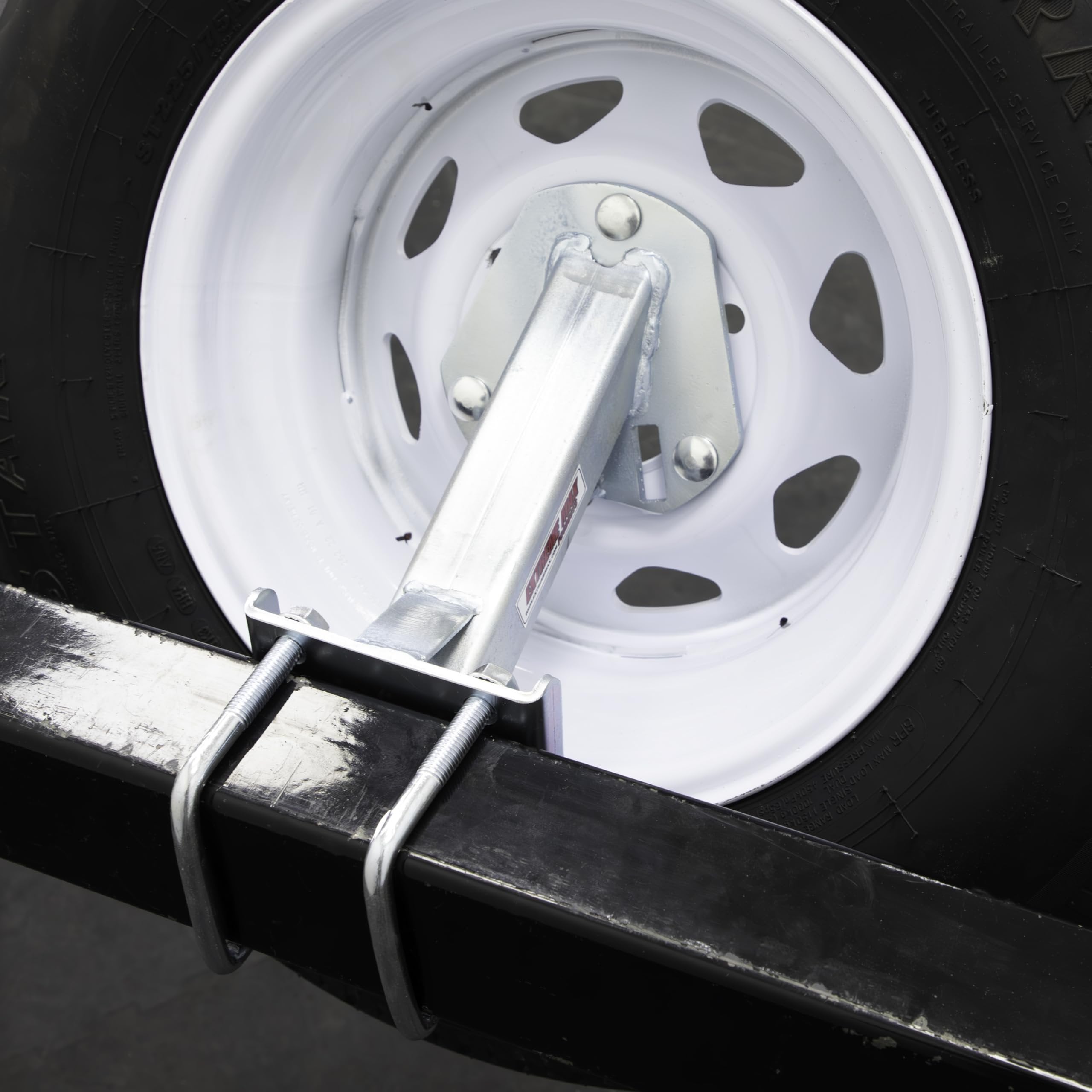 Extreme Max 3001.0064 High-Mount Spare Tire Carrier